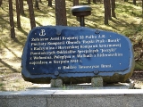 Pomnik obok Jerzysk