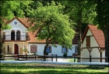 Odremontowany dwór ryglowy z XIX w. w Skibnie